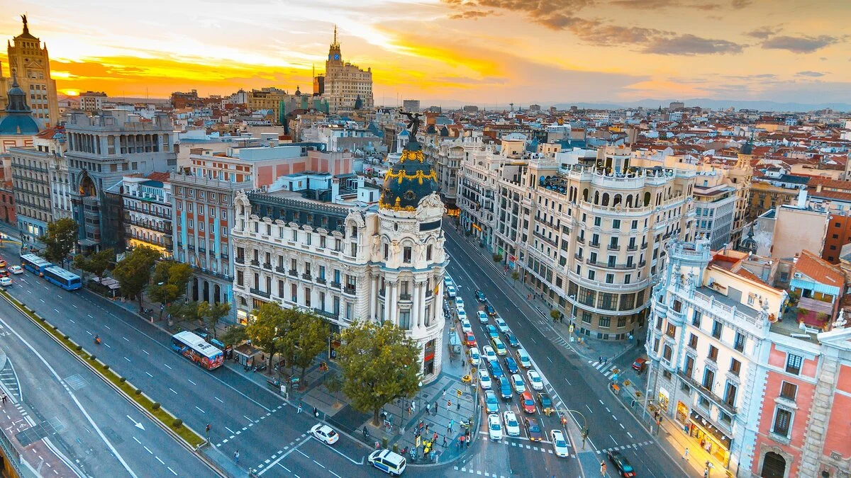 Переезд в Мадрид
